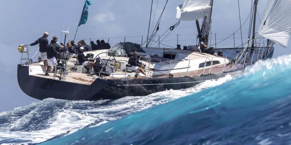 Sailing in St Maarten