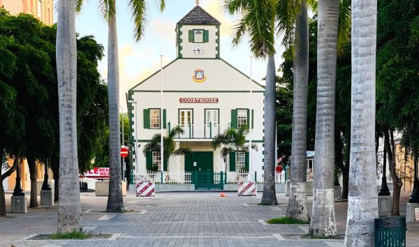 court-house-st-maarten